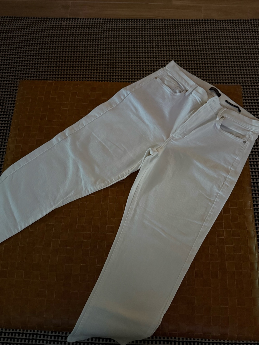 Banana Republic White Mid-Rise Straight Jeans